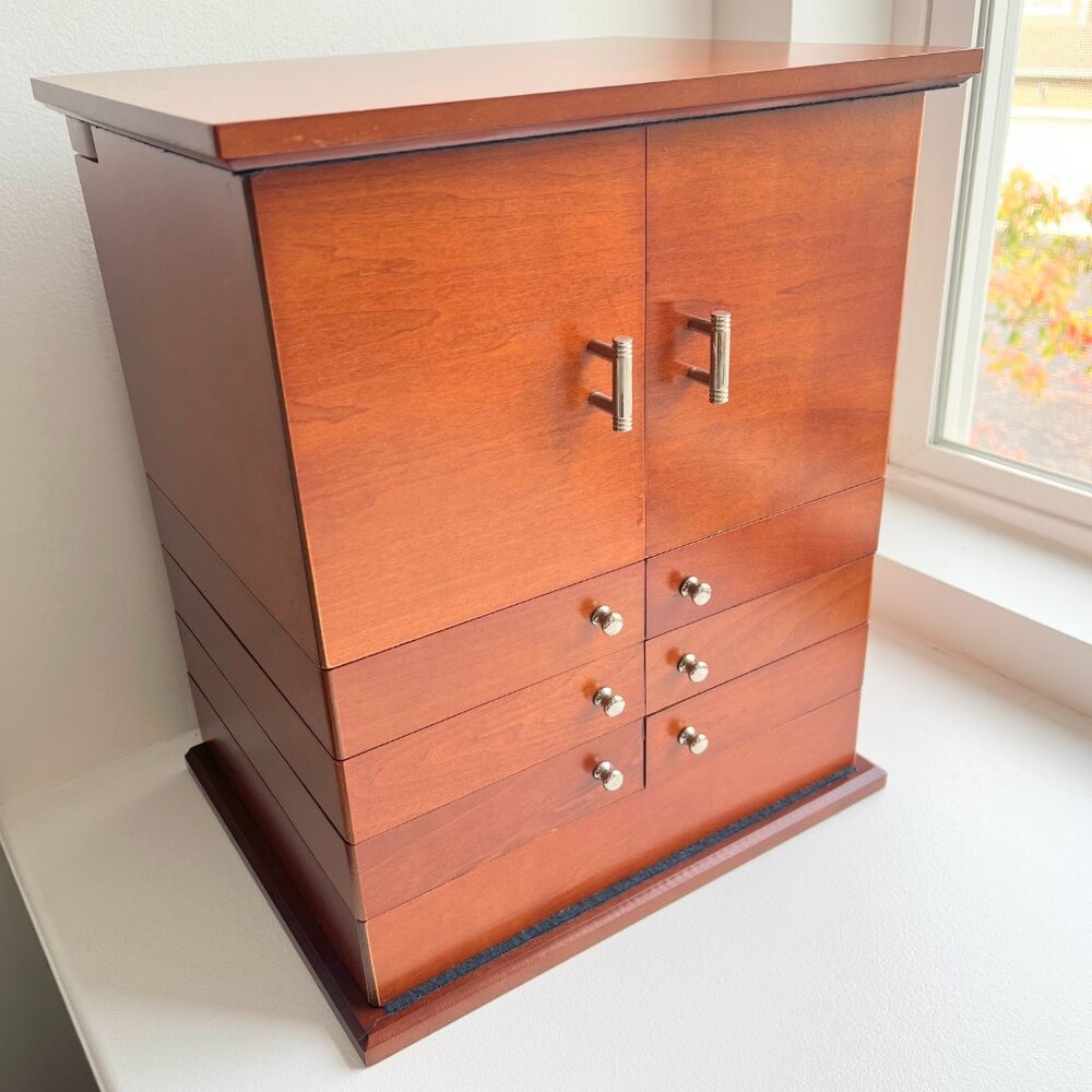 NWOB Lori Greiner 'For Your Ease Only' large, felt-lined wooden jewelry Box - Picture 3 of 16